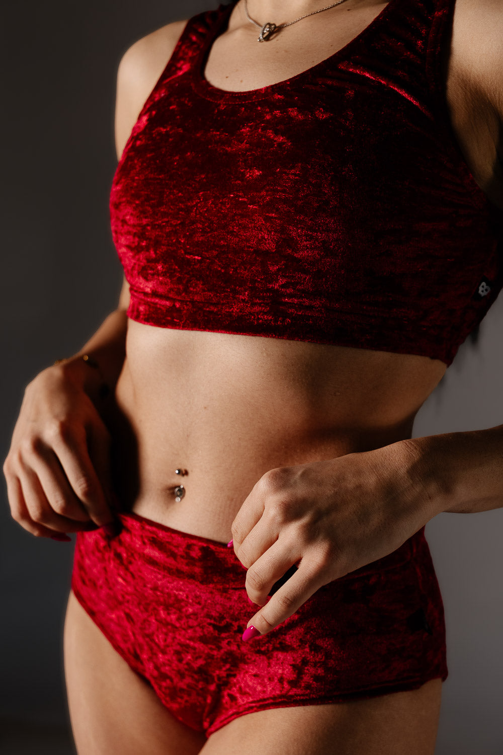 Velvet Top Dark red
